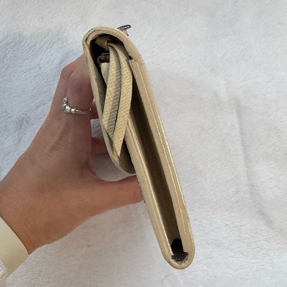 White checkered, Louis Vuitton wallet - Picture 3 of 8